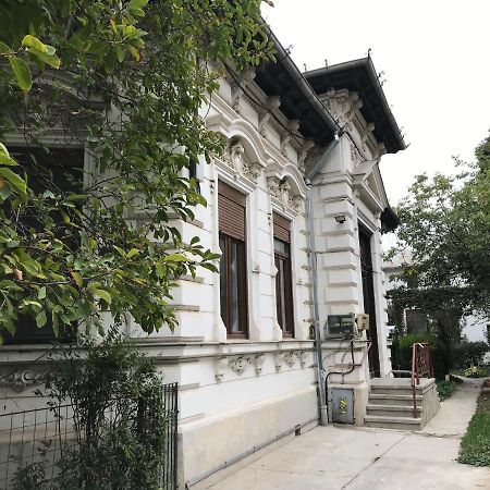 Olympia 23 Studio Apartment Bucureşti Ngoại thất bức ảnh