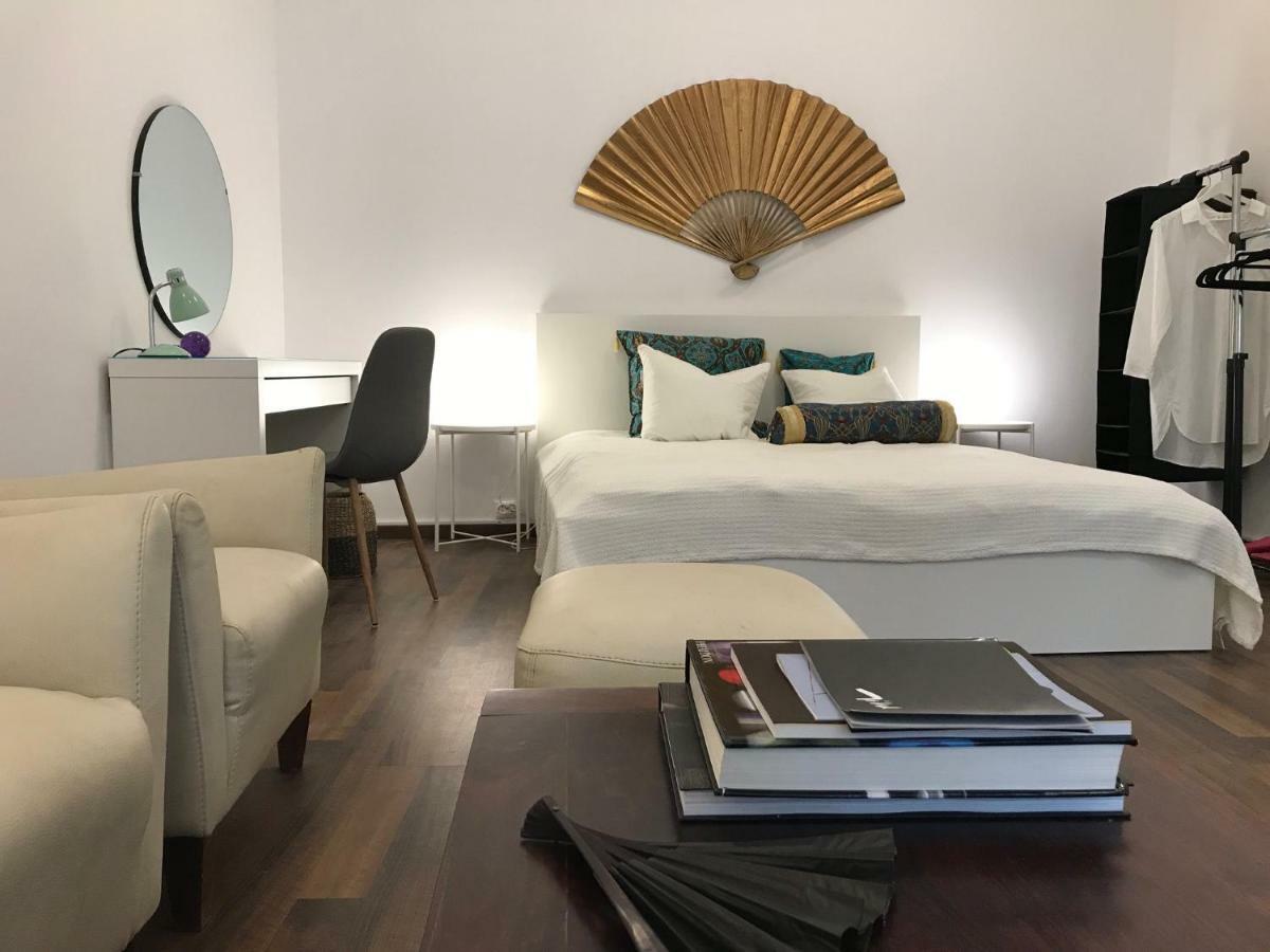 Olympia 23 Studio Apartment Bucureşti Ngoại thất bức ảnh
