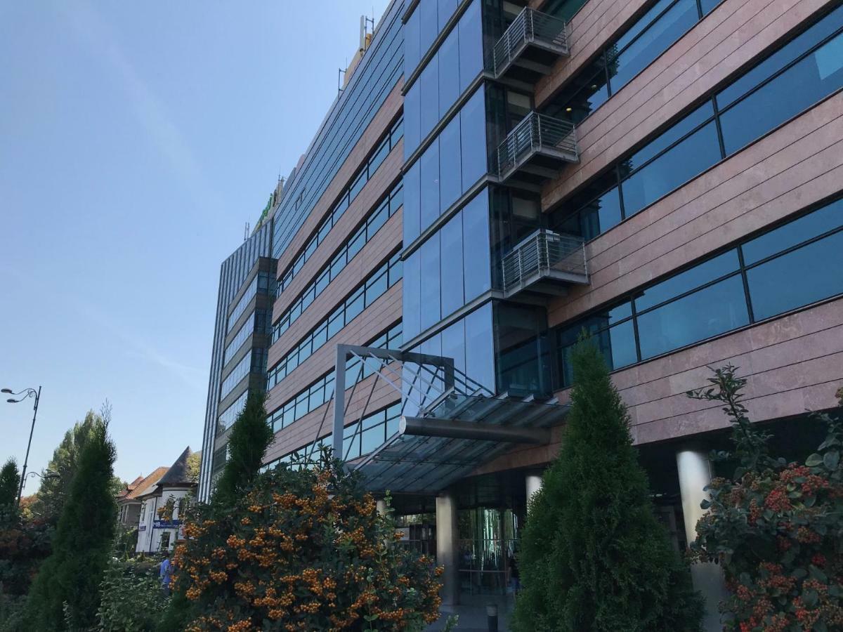 Olympia 23 Studio Apartment Bucureşti Ngoại thất bức ảnh